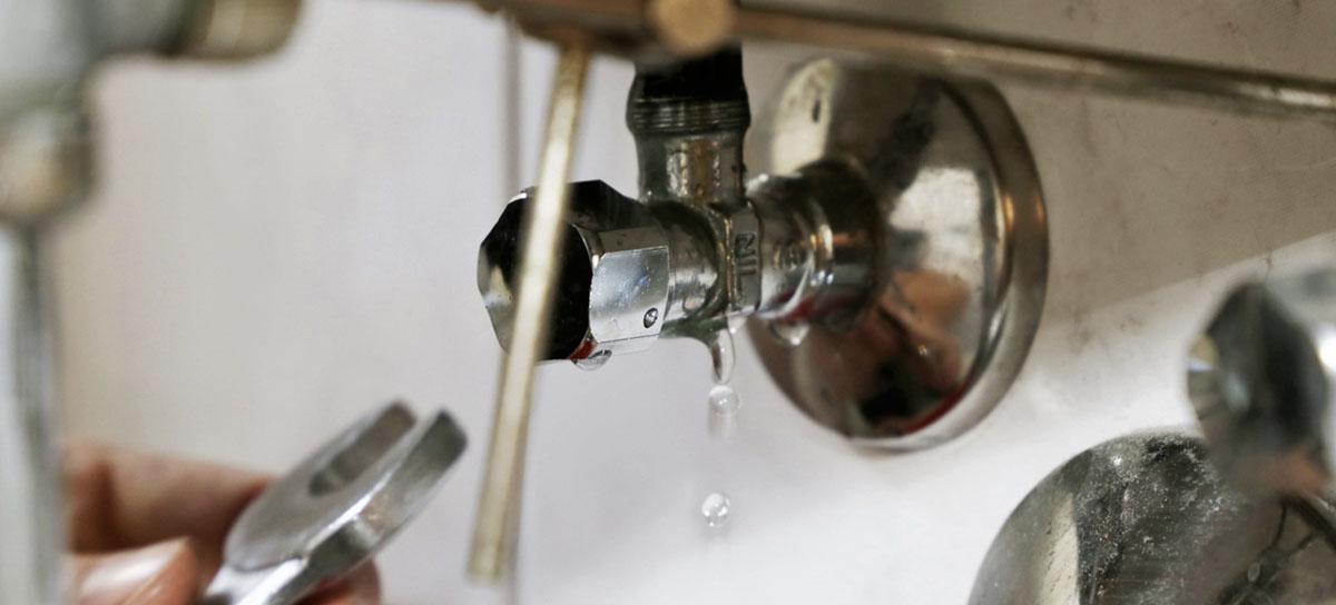 Early Warning Signs of Hidden Plumbing Leaks