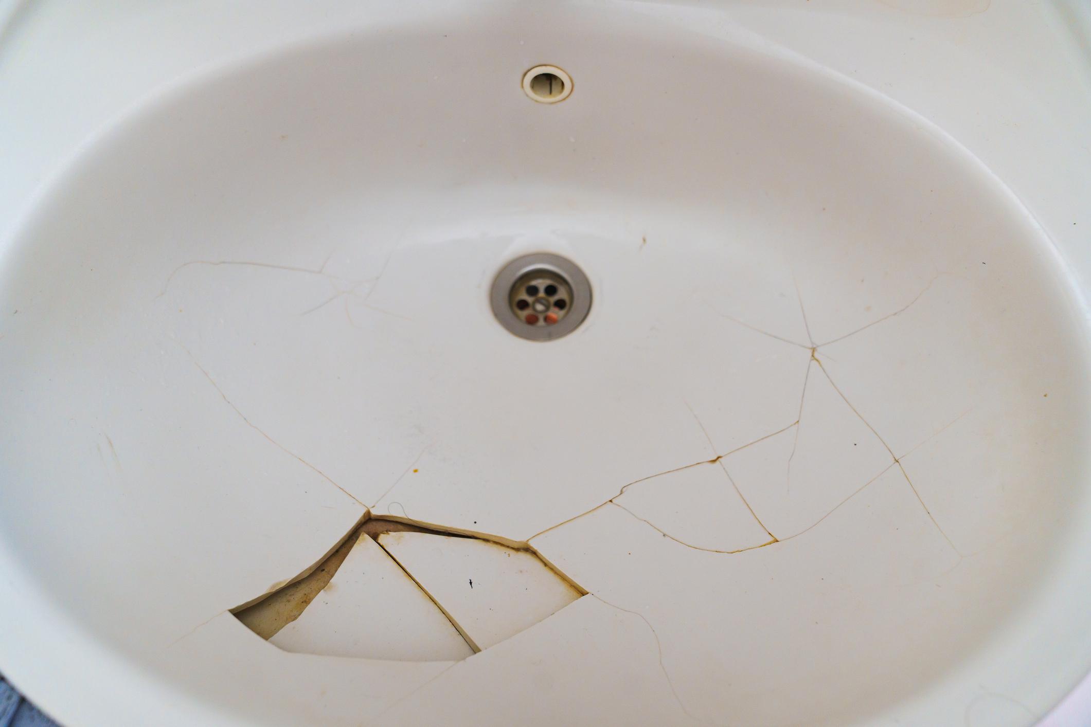 How to Fix A Chipped Sink or Bathtub