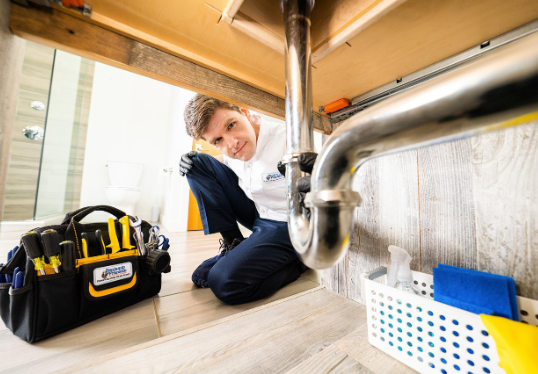 Clog drain repair for fast and effective blockage removal