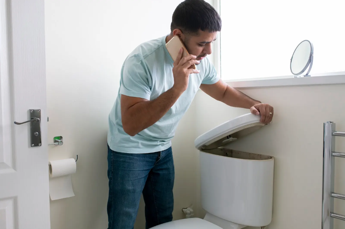 Is There a Reason My Toilet Is Loud When I Flush It?