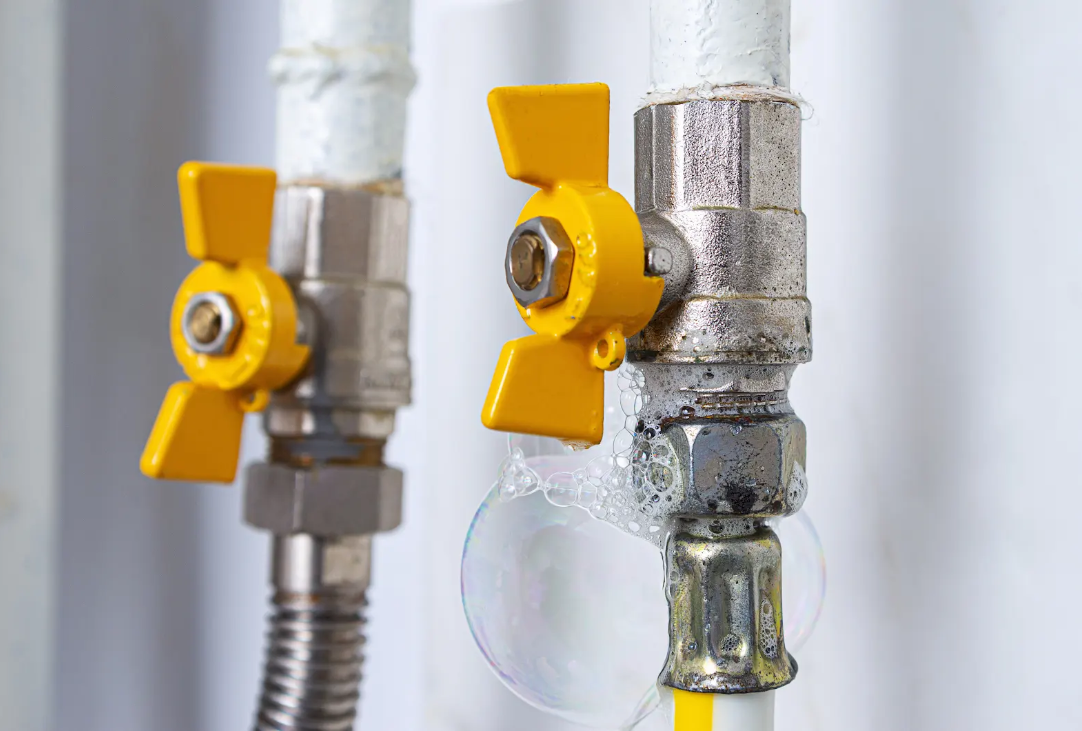 The Wichita Homeowner's Emergency Plumbing Guide: 5 Plumbing Problems You Should Never Ignore