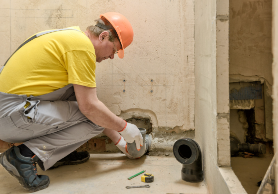 Warning signs of a failing sewer line in Lee's Summit, MO